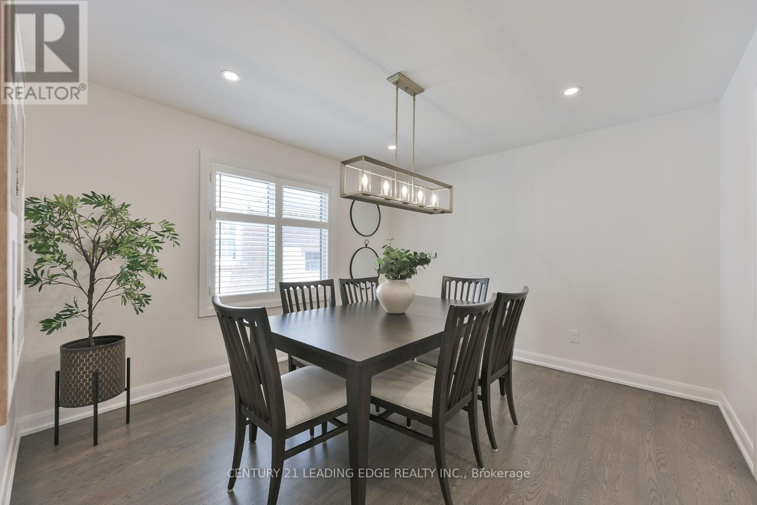 6 Dalecroft Circle, Markham, Ontario  L3R 6J6 - Photo 11 - N13208384