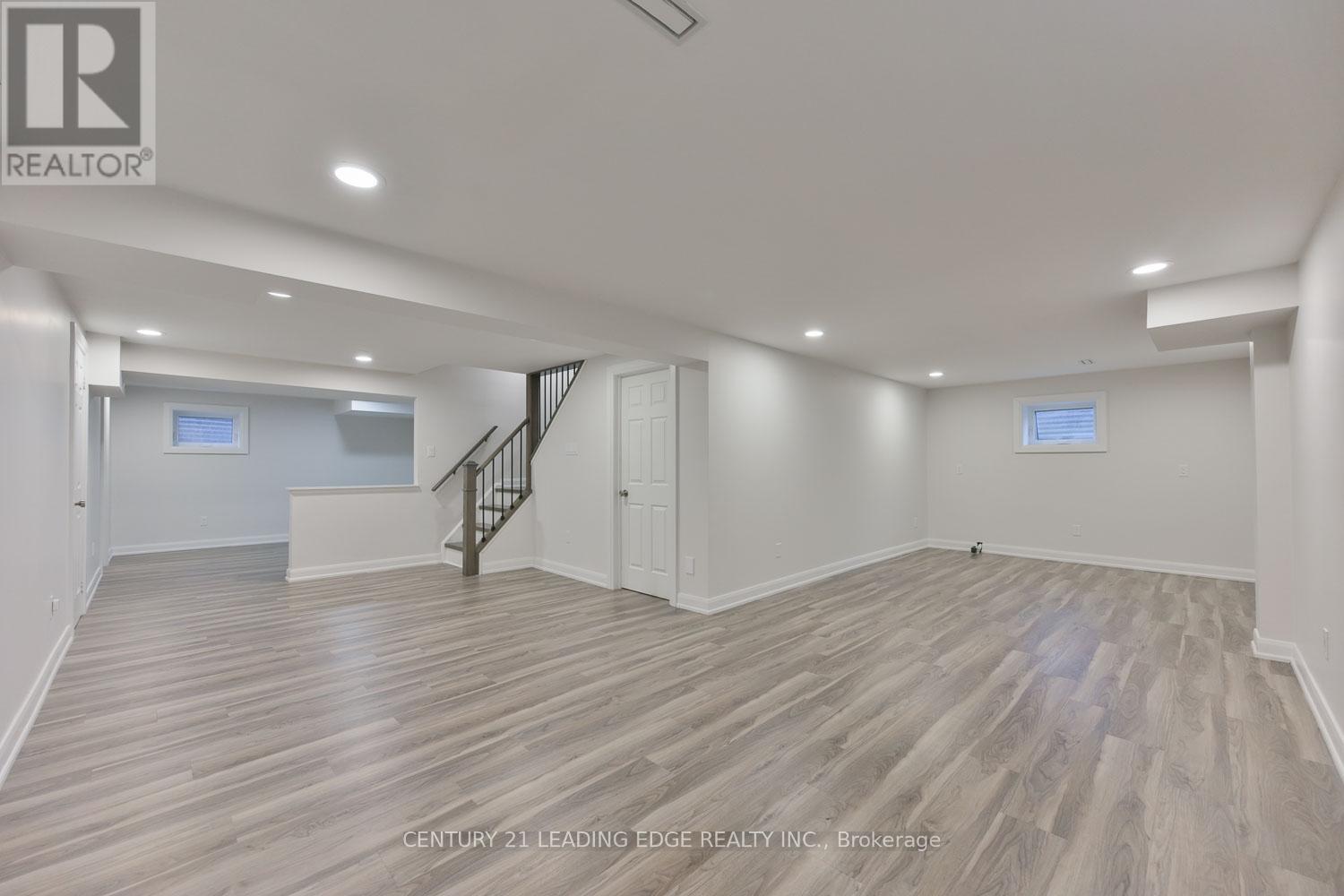 6 Dalecroft Circle, Markham, Ontario  L3R 6J6 - Photo 42 - N13208384