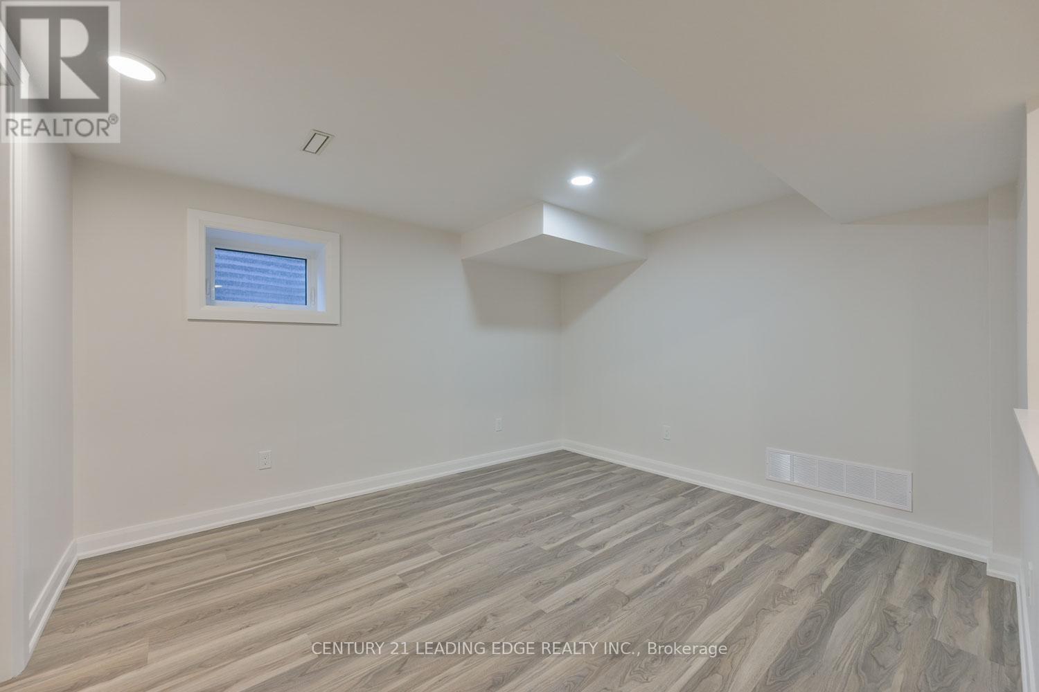 6 Dalecroft Circle, Markham, Ontario  L3R 6J6 - Photo 44 - N13208384