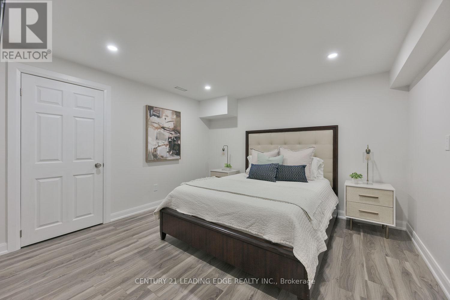 6 Dalecroft Circle, Markham, Ontario  L3R 6J6 - Photo 45 - N13208384