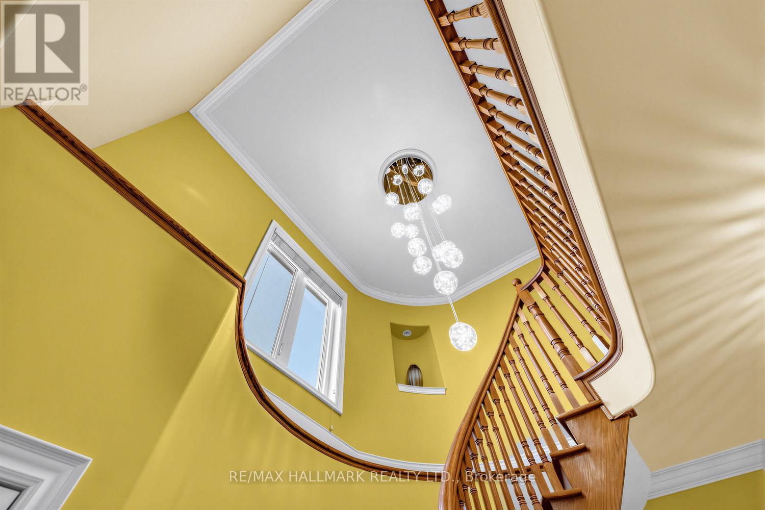 69 B Elm Grove Avenue, Richmond Hill, Ontario  L4E 2V4 - Photo 11 - N13208458