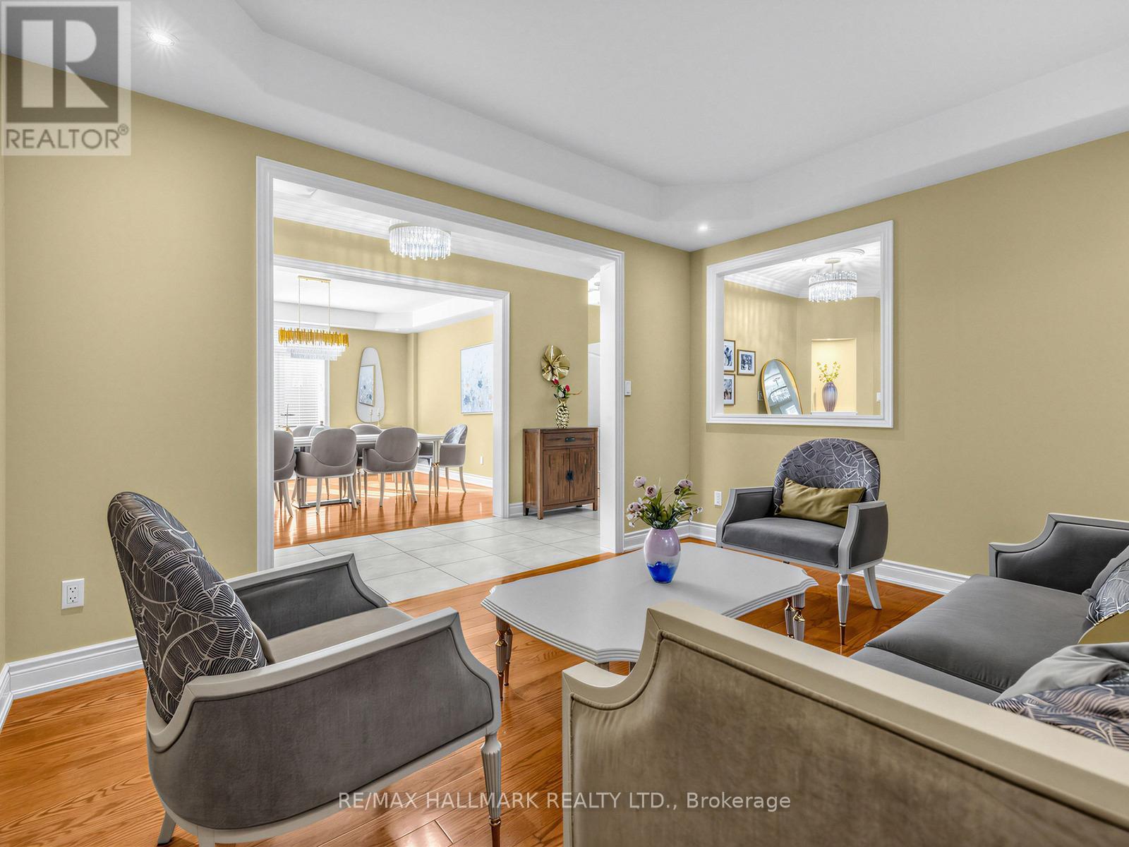 69 B Elm Grove Avenue, Richmond Hill, Ontario  L4E 2V4 - Photo 6 - N13208458