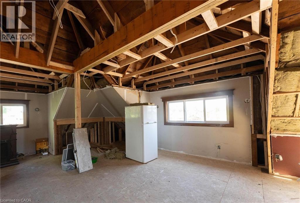 822 Main Street E, Hamilton, Ontario  L8M 1L6 - Photo 32 - 40833439
