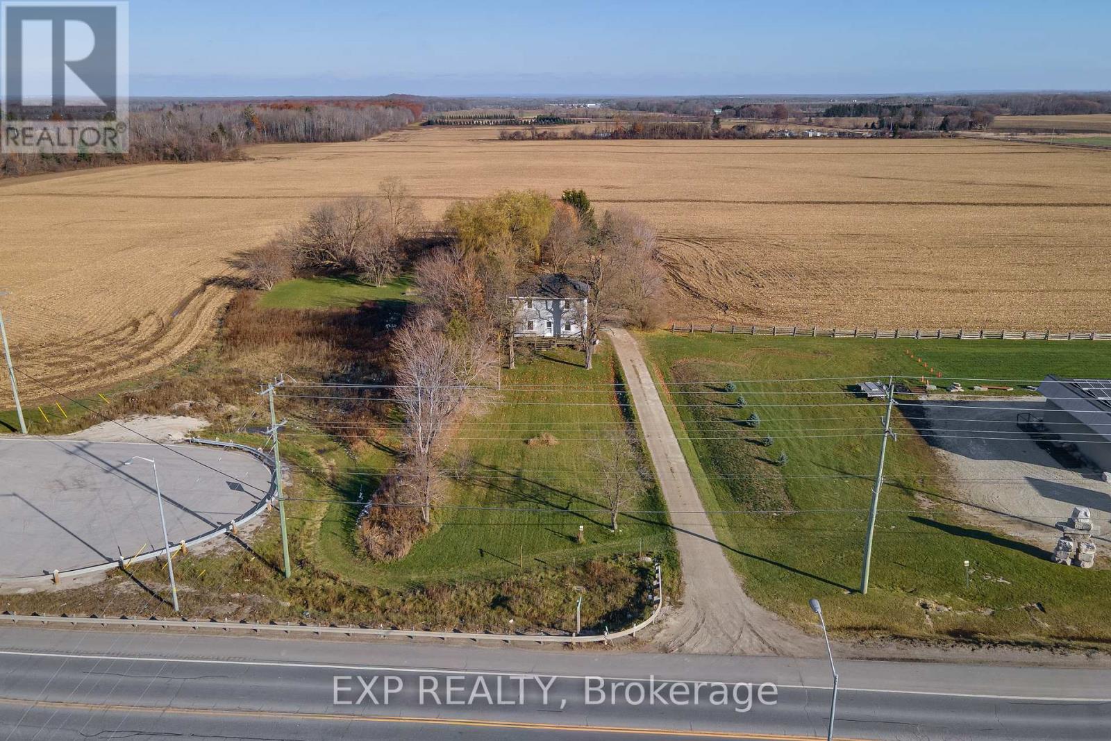 8184 26 Highway, Clearview, Ontario  L0M 1S0 - Photo 2 - S13208456