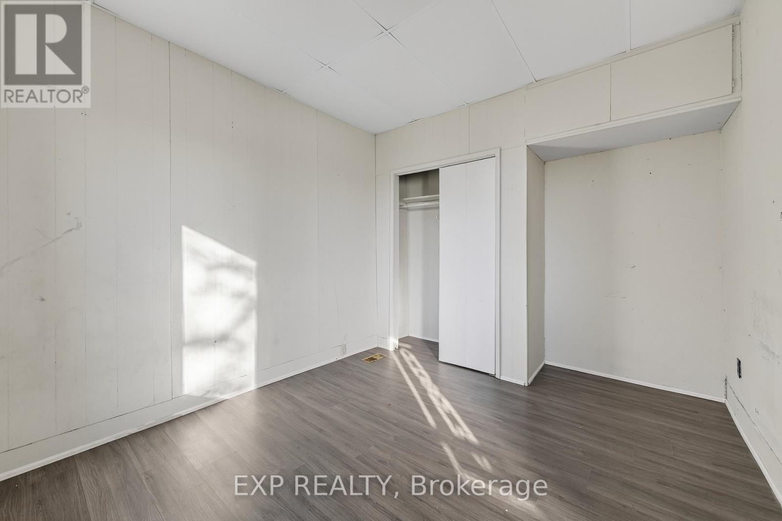 8184 26 Highway, Clearview, Ontario  L0M 1S0 - Photo 20 - S13208456
