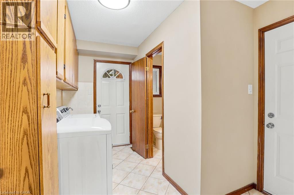 35 Amblecote Place, Hamilton, Ontario  L8W 3E9 - Photo 19 - 40834278