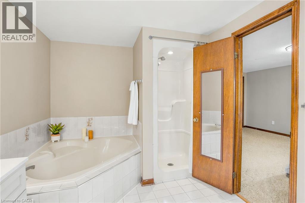 35 Amblecote Place, Hamilton, Ontario  L8W 3E9 - Photo 27 - 40834278