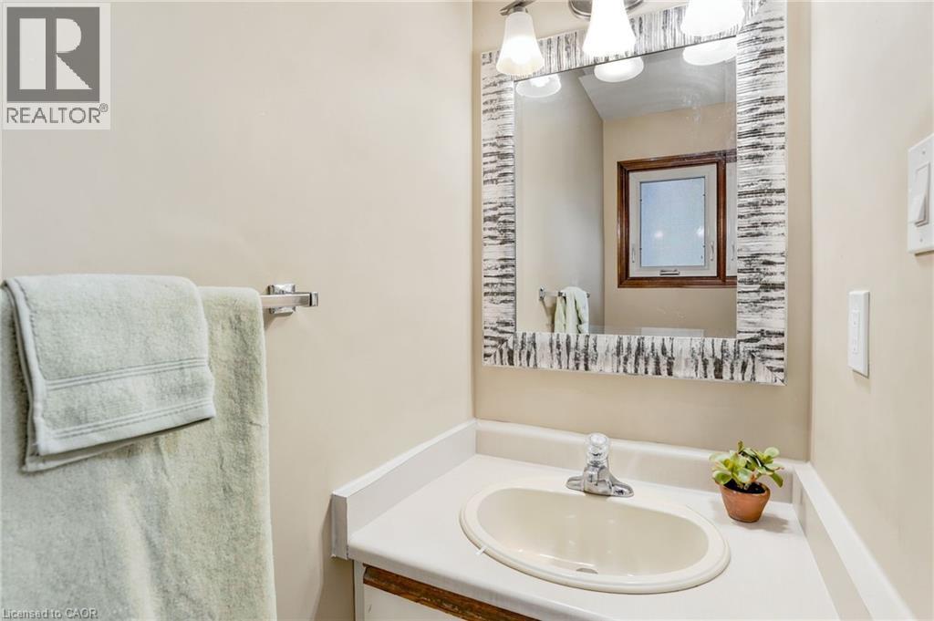 35 Amblecote Place, Hamilton, Ontario  L8W 3E9 - Photo 18 - 40834278