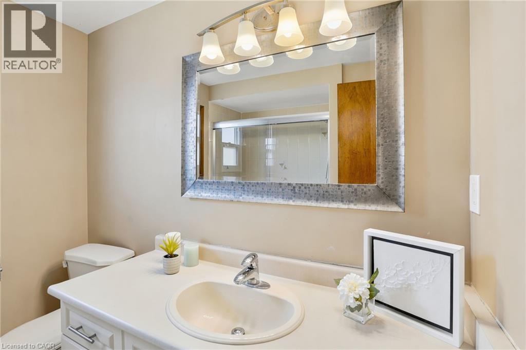 35 Amblecote Place, Hamilton, Ontario  L8W 3E9 - Photo 33 - 40834278