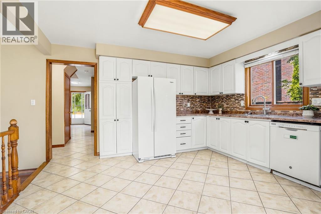 35 Amblecote Place, Hamilton, Ontario  L8W 3E9 - Photo 17 - 40834278