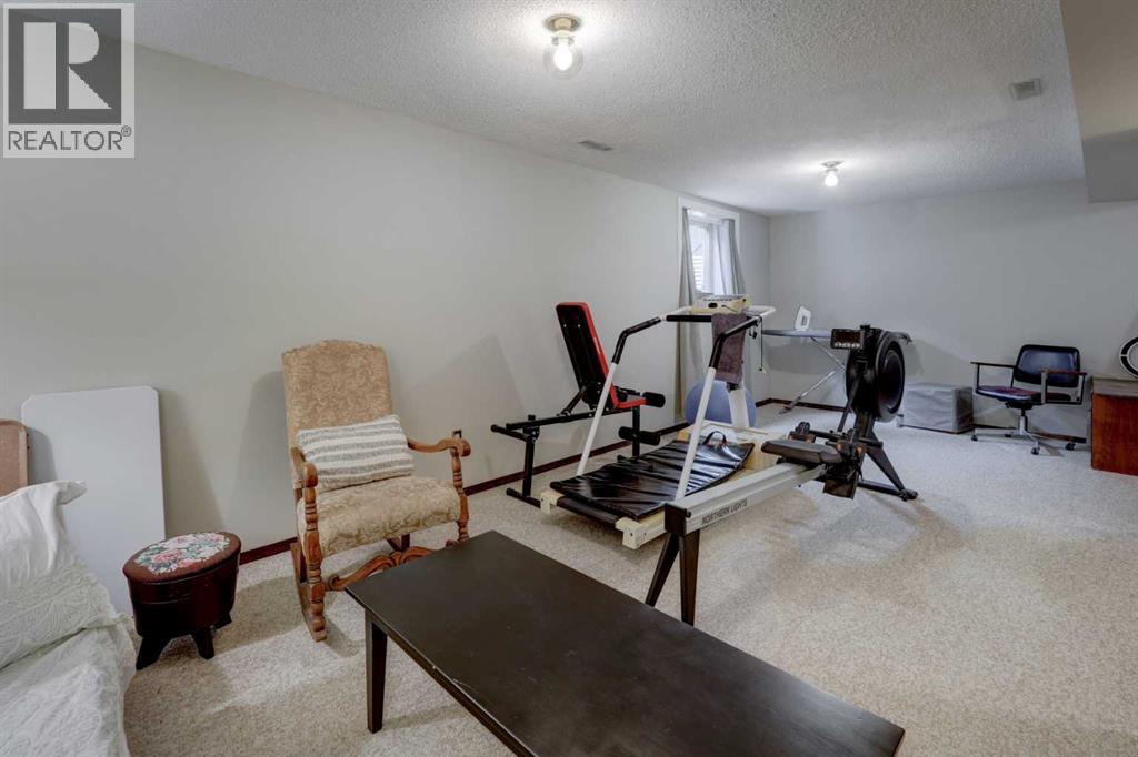 36 Edforth Road Nw, Calgary, Alberta  T3A 3V7 - Photo 28 - A2313208