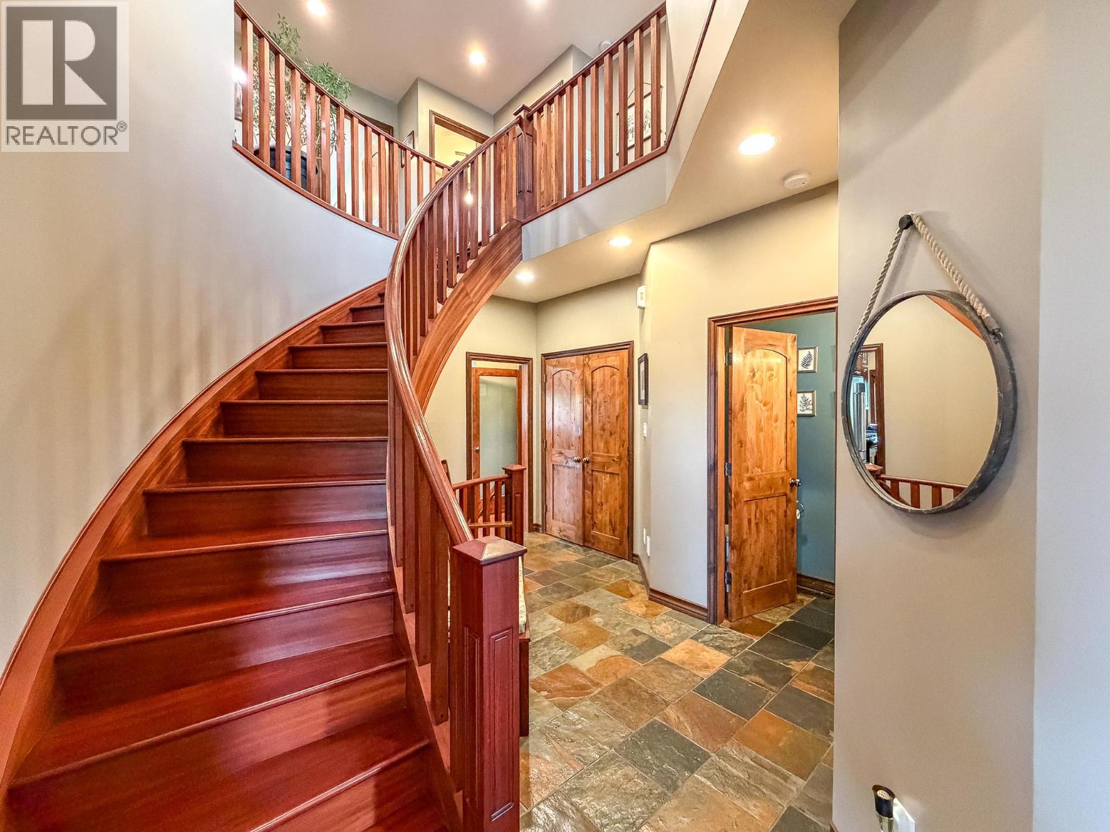 1608 1st Avenue S, Cranbrook, British Columbia V1C 6R6 - Photo 11 - 10389210