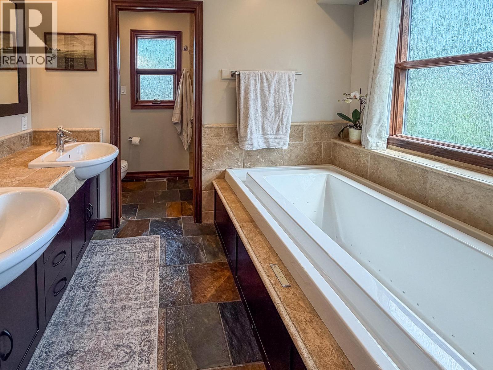 1608 1st Avenue S, Cranbrook, British Columbia V1C 6R6 - Photo 37 - 10389210