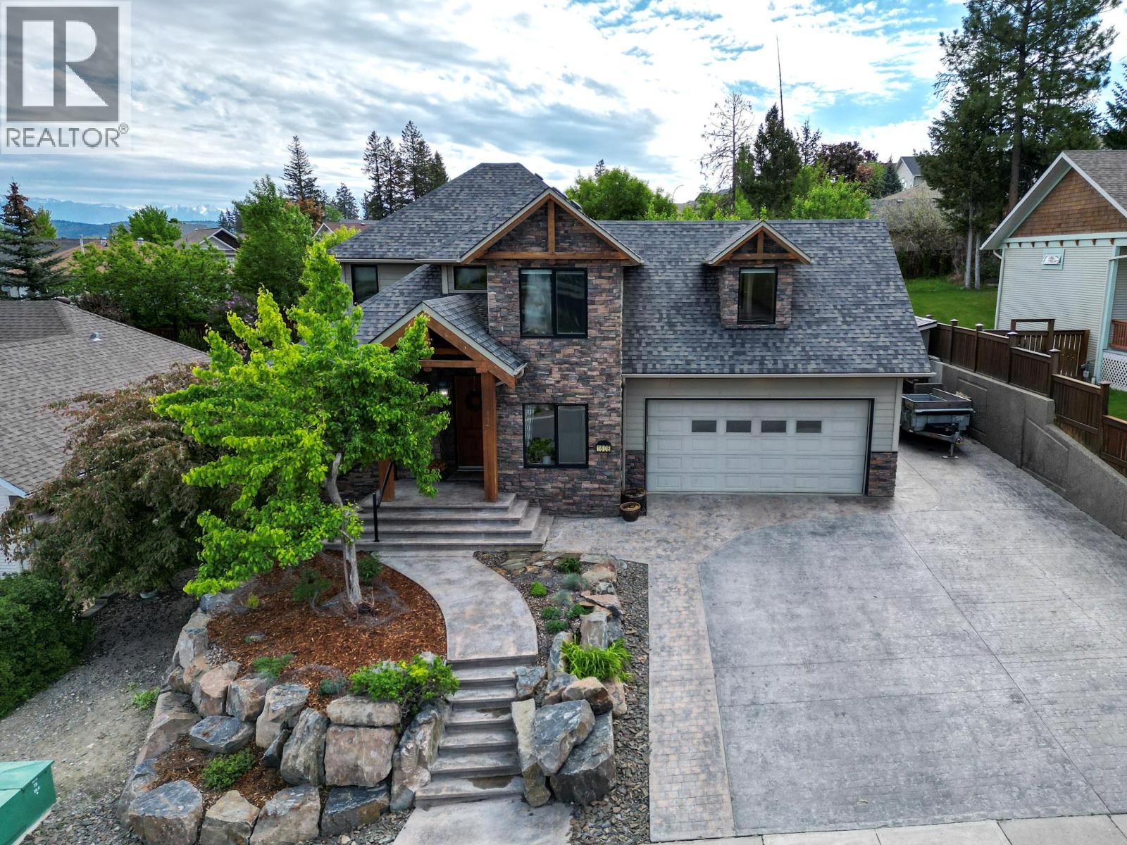 1608 1st Avenue S, Cranbrook, British Columbia V1C 6R6 - Photo 2 - 10389210