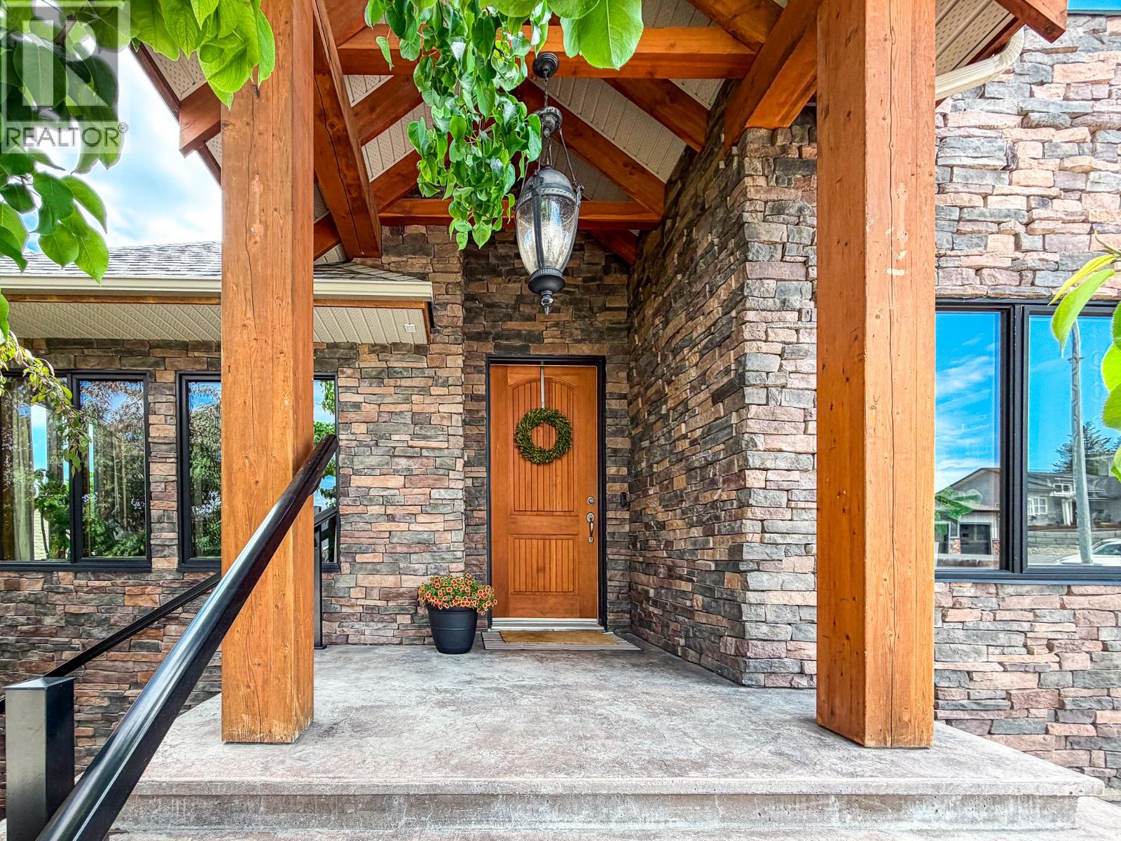 1608 1st Avenue S, Cranbrook, British Columbia V1C 6R6 - Photo 10 - 10389210