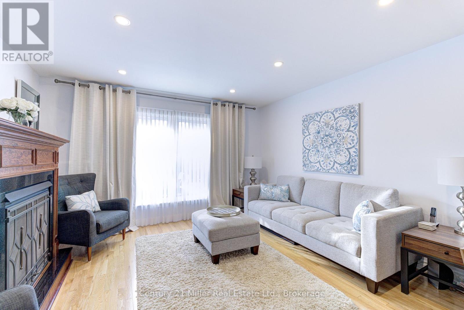 2256 Margot Street, Oakville, Ontario  L6H 3M7 - Photo 11 - W13208858