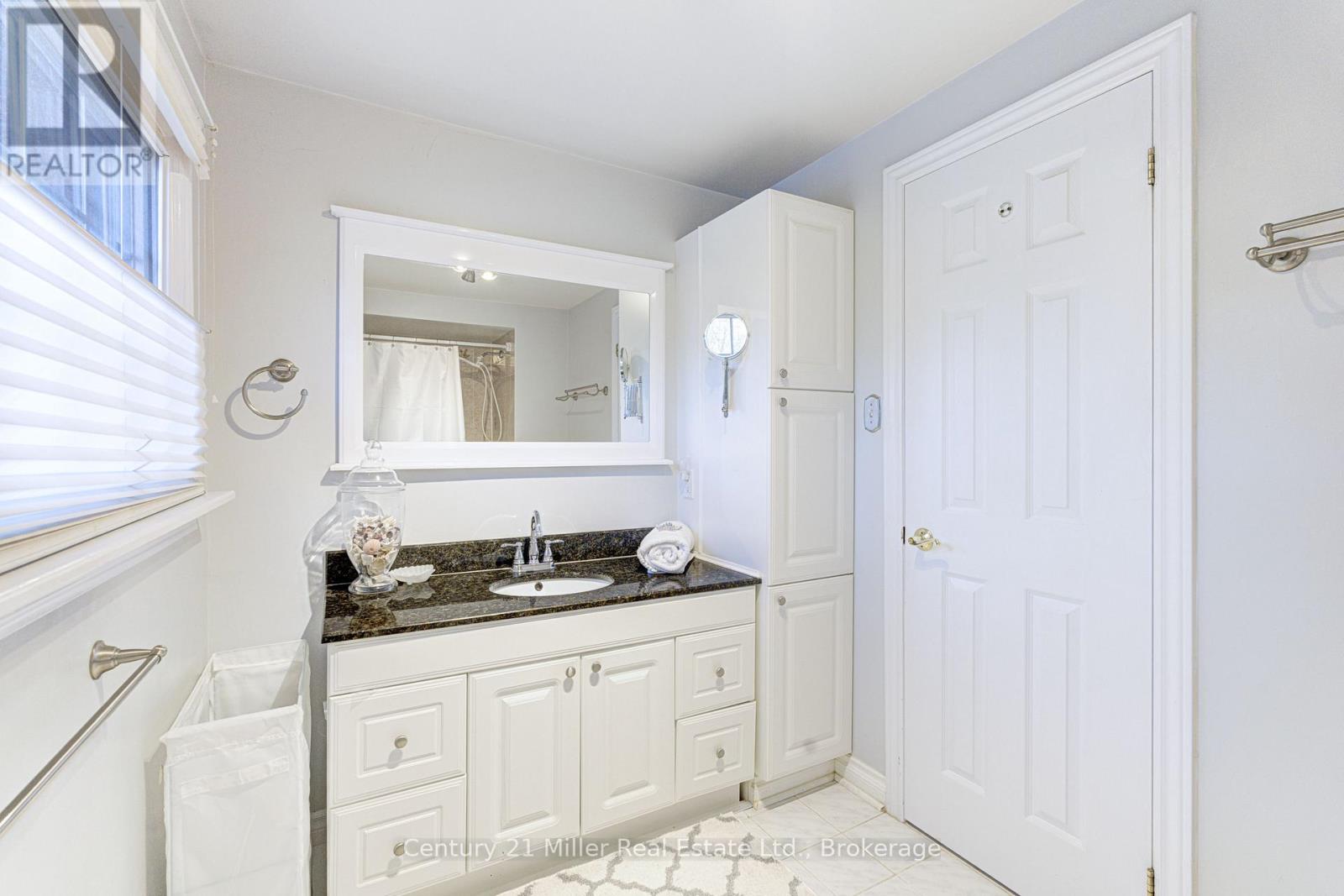 2256 Margot Street, Oakville, Ontario  L6H 3M7 - Photo 28 - W13208858