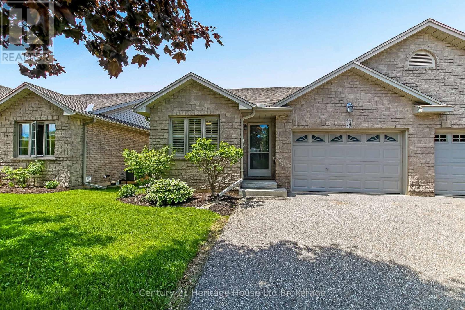 54 - 19 Hanlon Place, Brant, Ontario  N3L 4E7 - Photo 2 - X13208784