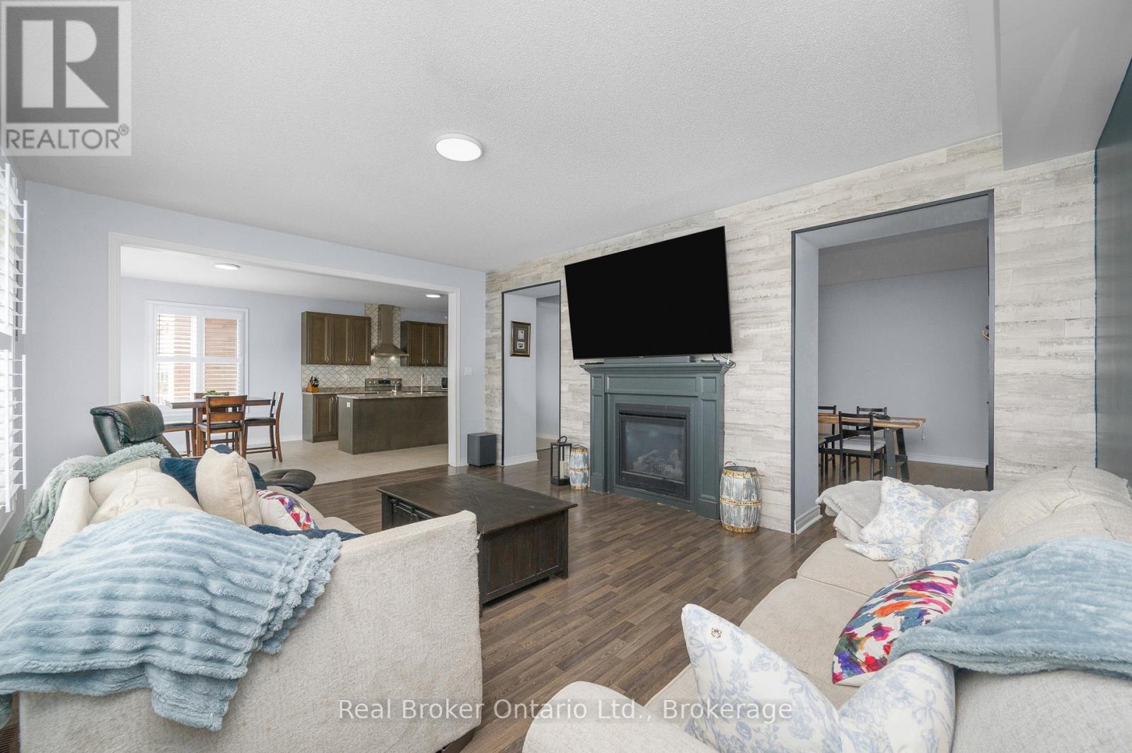 3 Newbrook Street, Brant, Ontario  N3L 3E2 - Photo 12 - X13208780
