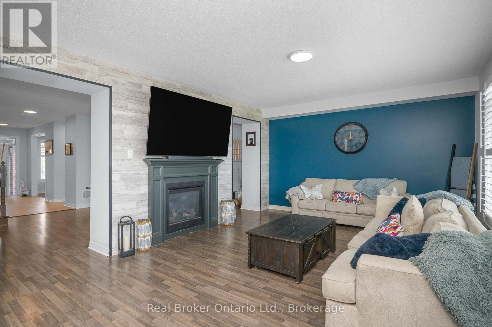 3 Newbrook Street, Brant, Ontario  N3L 3E2 - Photo 13 - X13208780