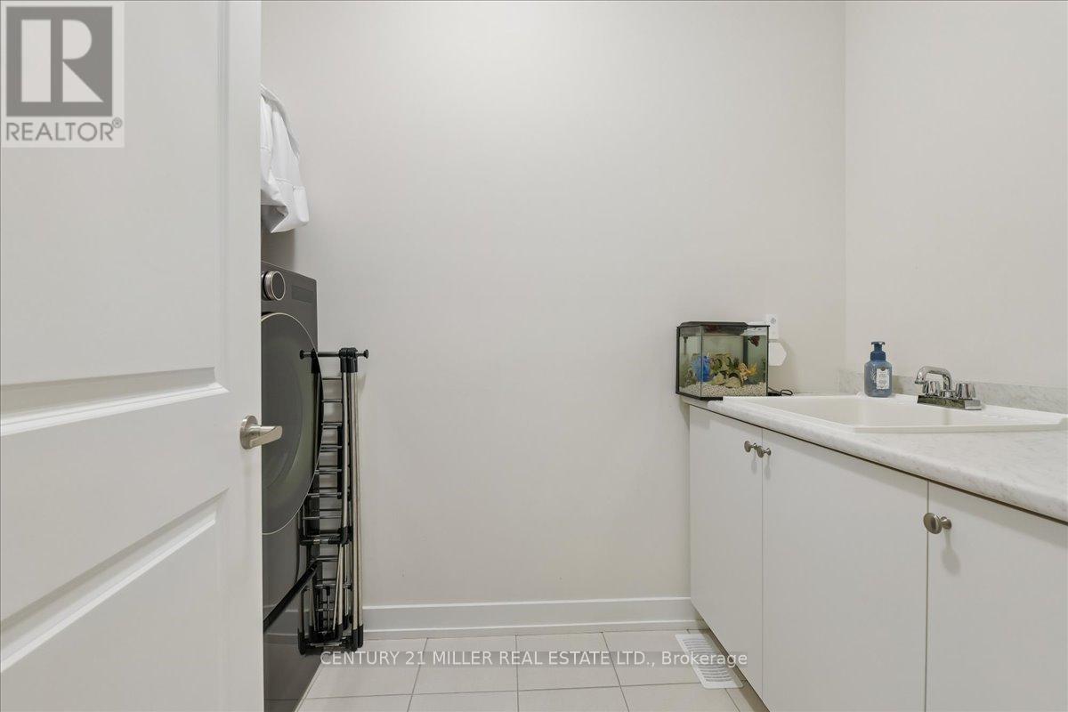 1358 Loon Lane, Oakville, Ontario  L6H 7Z8 - Photo 27 - W13208306