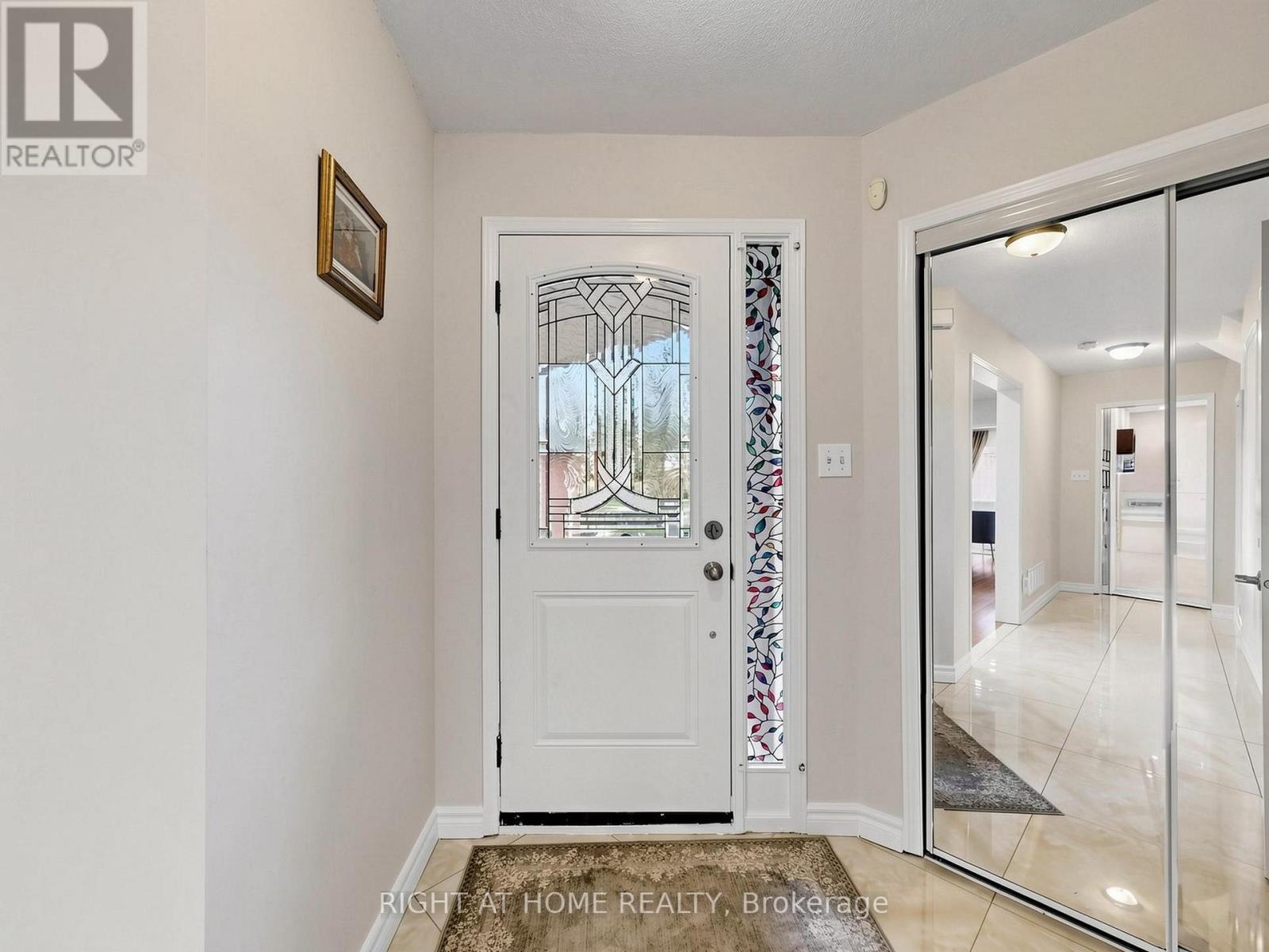 3815 Althorpe Circle, Mississauga, Ontario  L5N 7G3 - Photo 16 - W13208328