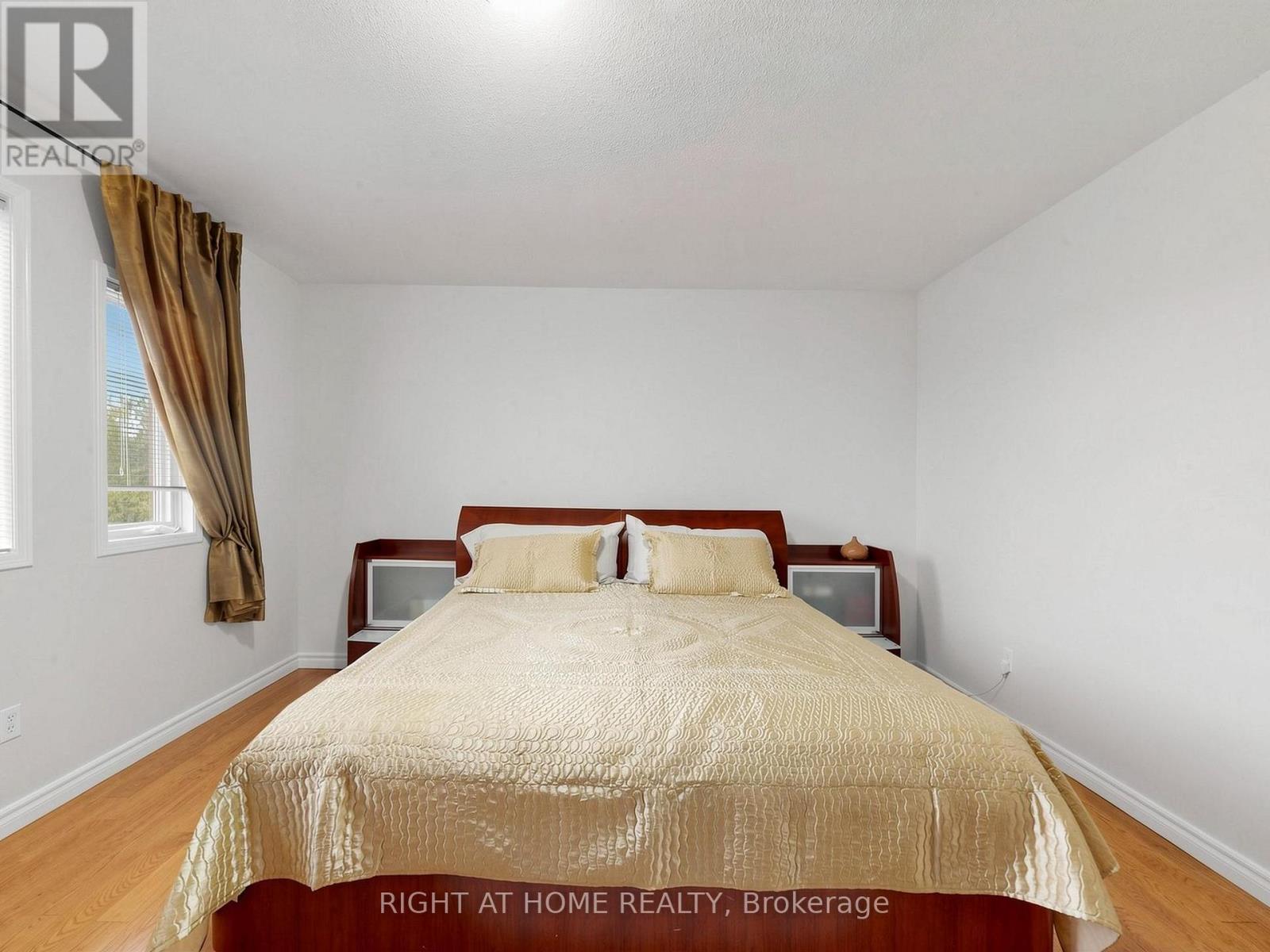 3815 Althorpe Circle, Mississauga, Ontario  L5N 7G3 - Photo 19 - W13208328