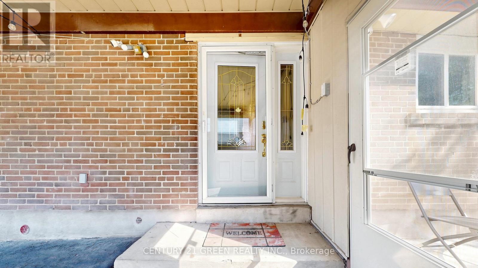 95 Kearney Drive, Toronto, Ontario  M9W 5K1 - Photo 4 - W13208368