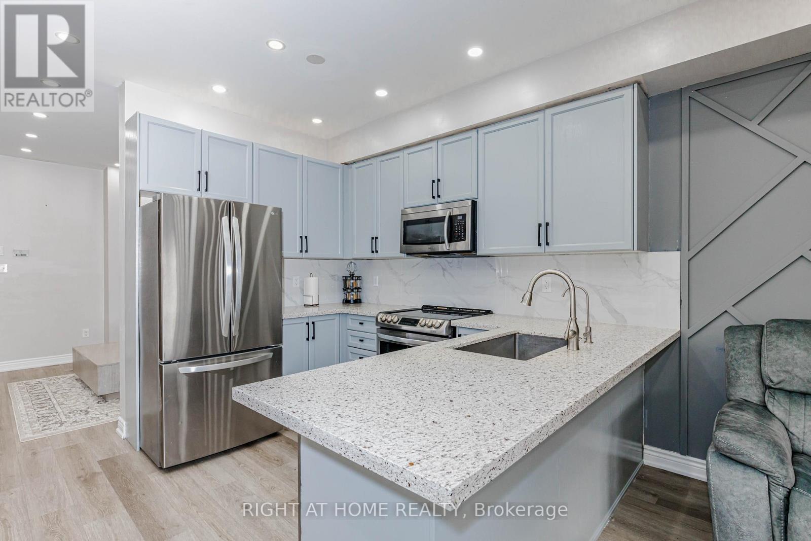 83 Crumlin Crescent, Brampton, Ontario  L6X 0Y4 - Photo 14 - W13208404