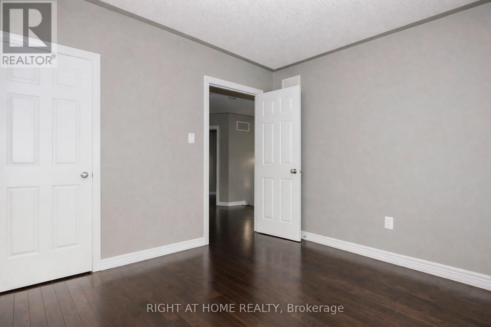 83 Crumlin Crescent, Brampton, Ontario  L6X 0Y4 - Photo 37 - W13208404