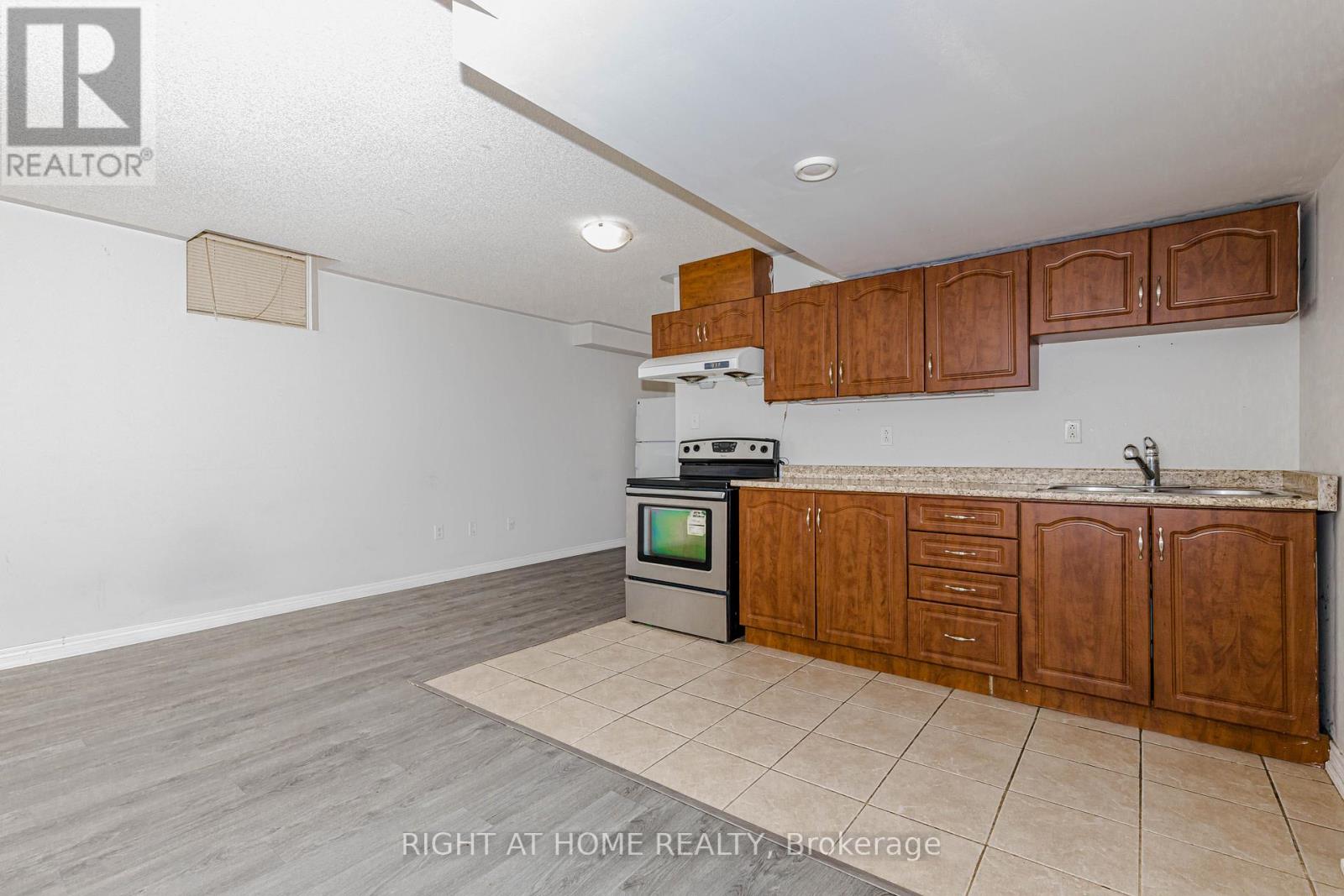 83 Crumlin Crescent, Brampton, Ontario  L6X 0Y4 - Photo 42 - W13208404