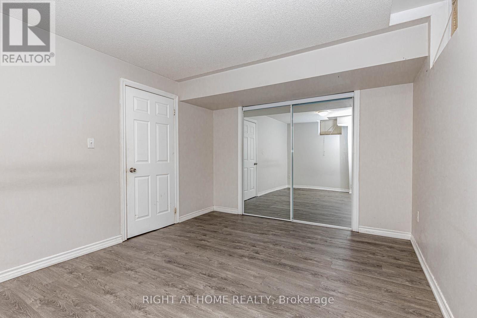 83 Crumlin Crescent, Brampton, Ontario  L6X 0Y4 - Photo 45 - W13208404