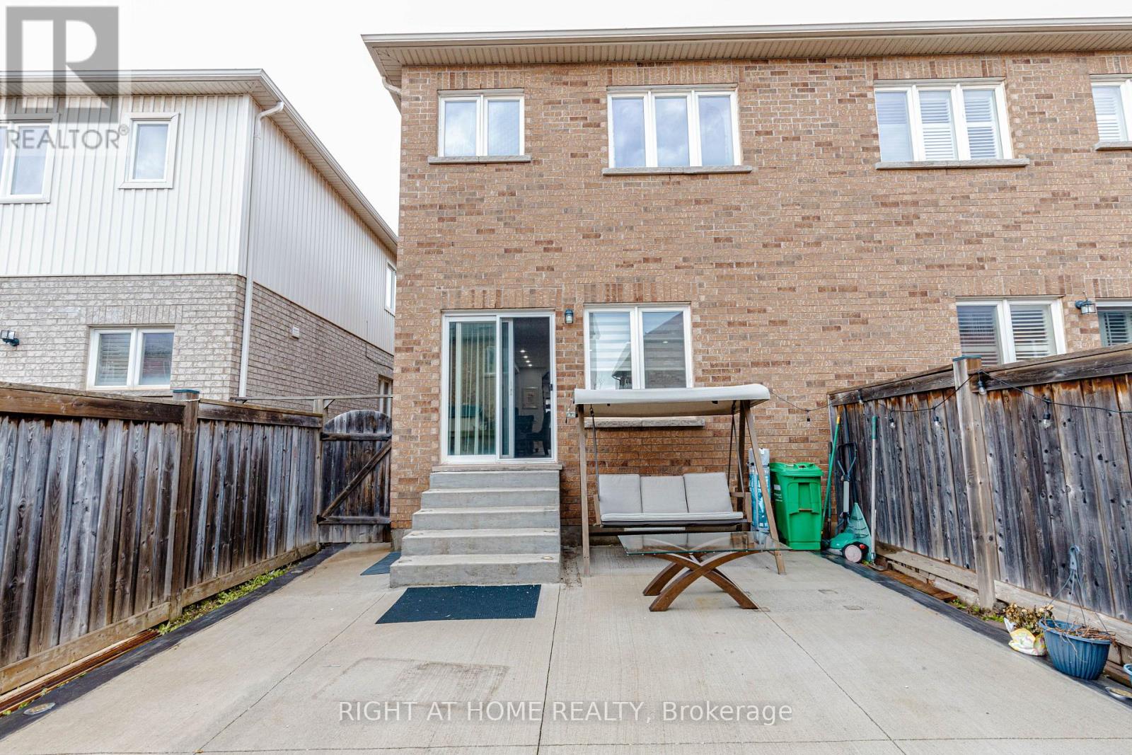 83 Crumlin Crescent, Brampton, Ontario  L6X 0Y4 - Photo 47 - W13208404