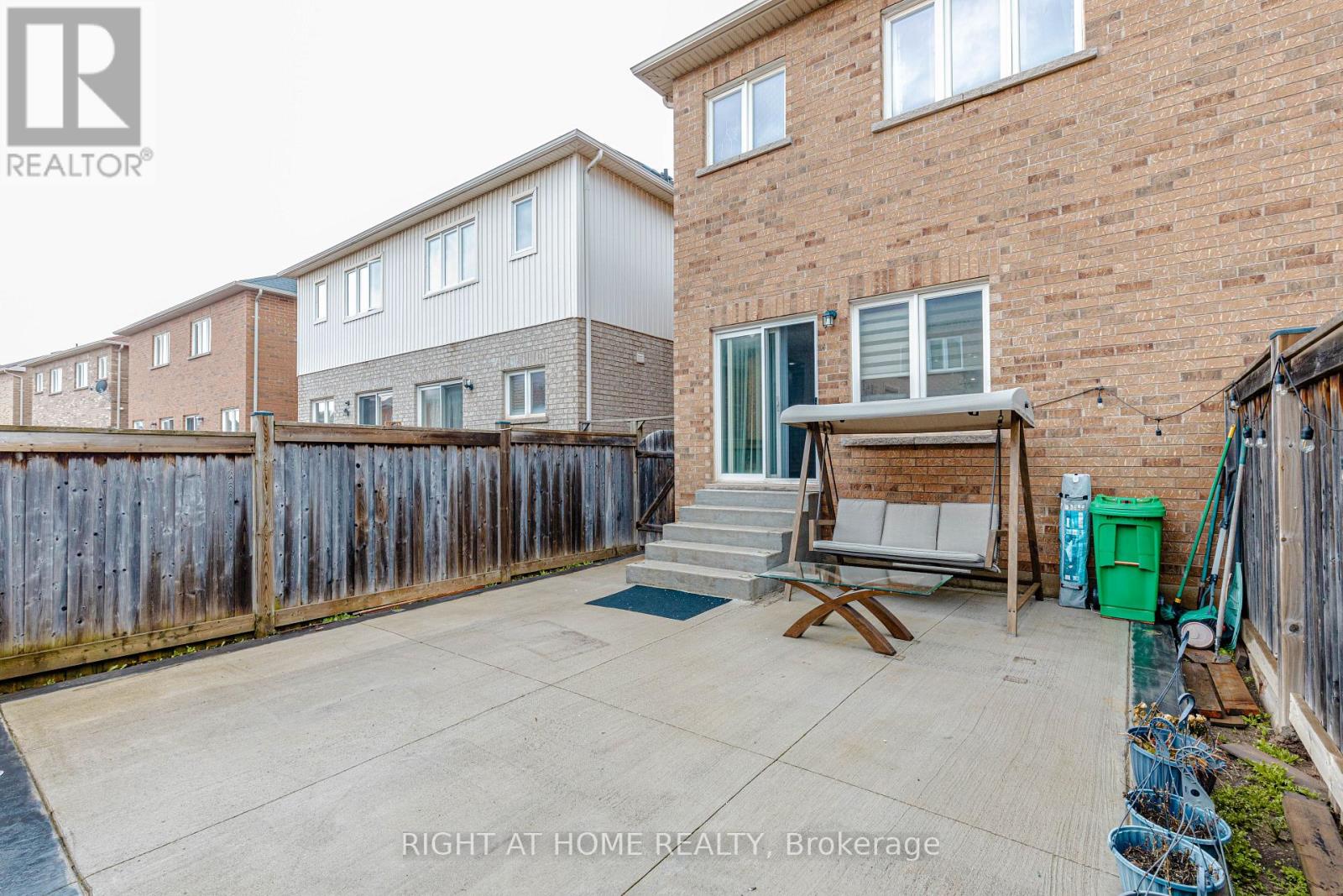 83 Crumlin Crescent, Brampton, Ontario  L6X 0Y4 - Photo 48 - W13208404