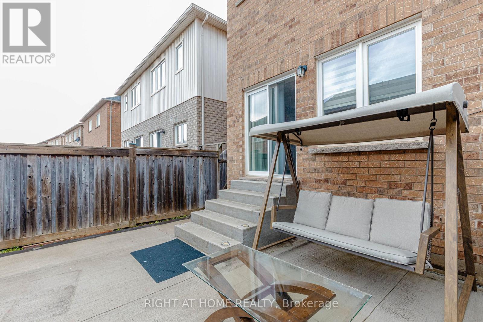 83 Crumlin Crescent, Brampton, Ontario  L6X 0Y4 - Photo 49 - W13208404