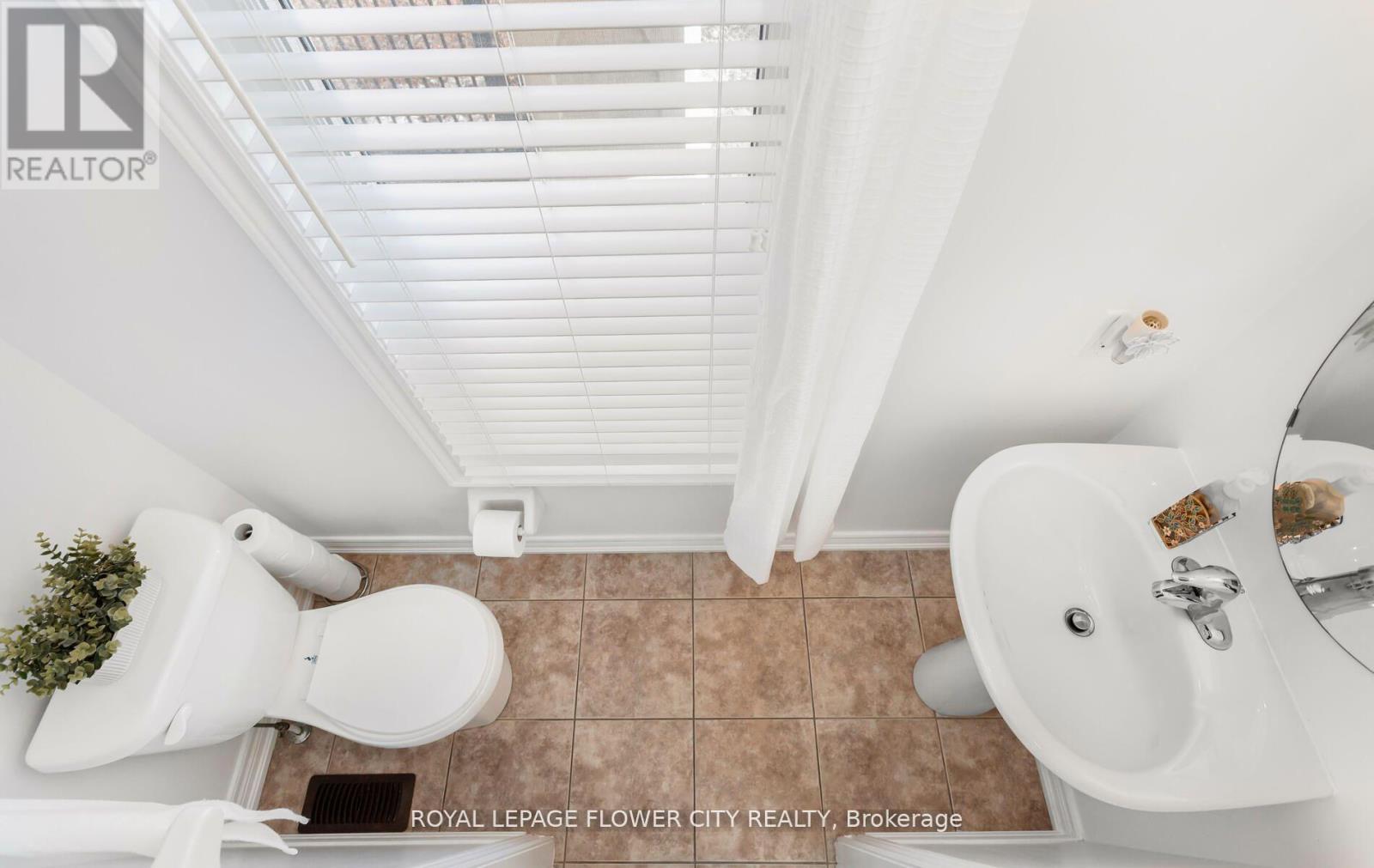 2 Archville Street, Brampton, Ontario  L6Y 5Y5 - Photo 30 - W13208460