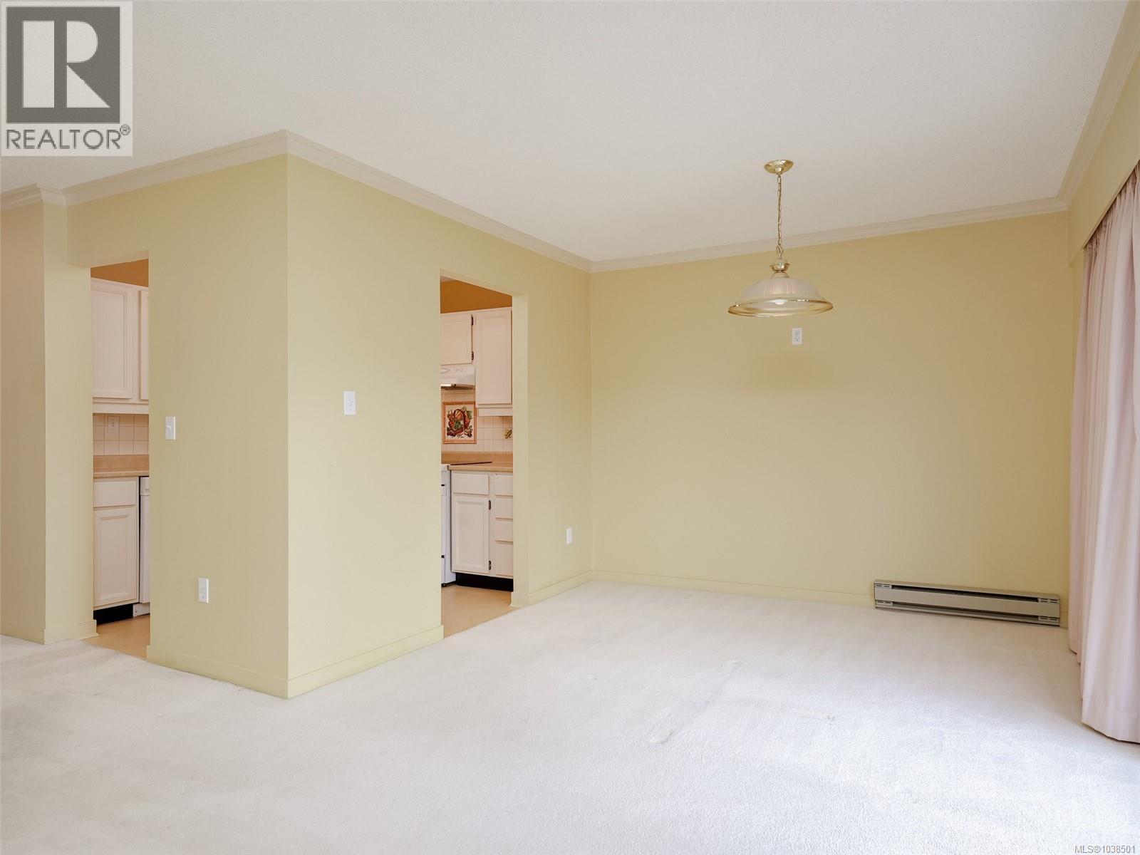 303 2125 Oak Bay Ave, Oak Bay, British Columbia  V8R 1G1 - Photo 9 - 1038501