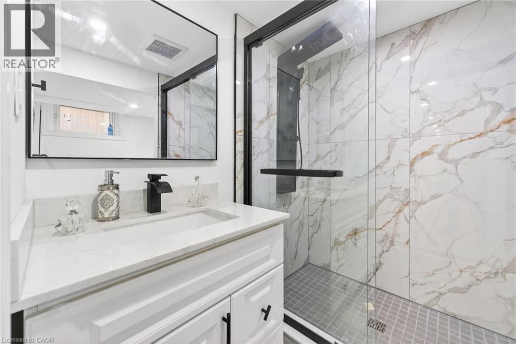 82 East 38th Street, Hamilton, Ontario  L8V 4E5 - Photo 44 - 40834419