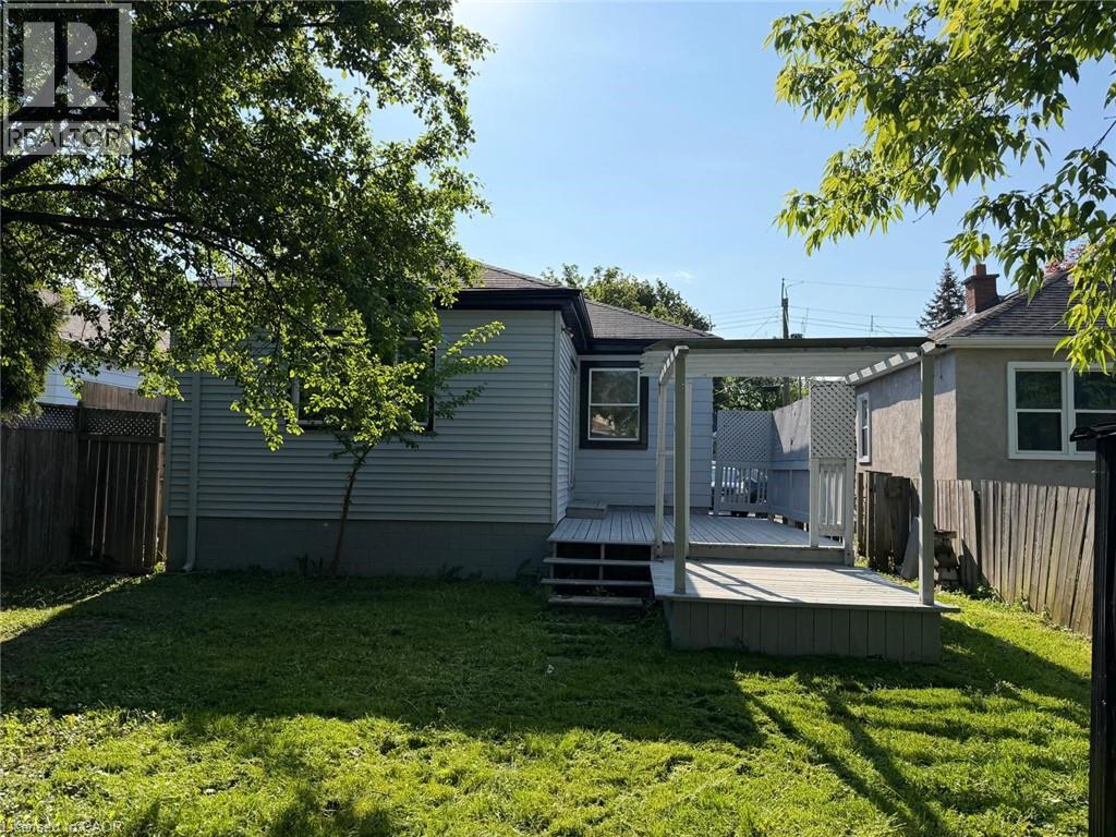 82 East 38th Street, Hamilton, Ontario  L8V 4E5 - Photo 49 - 40834419