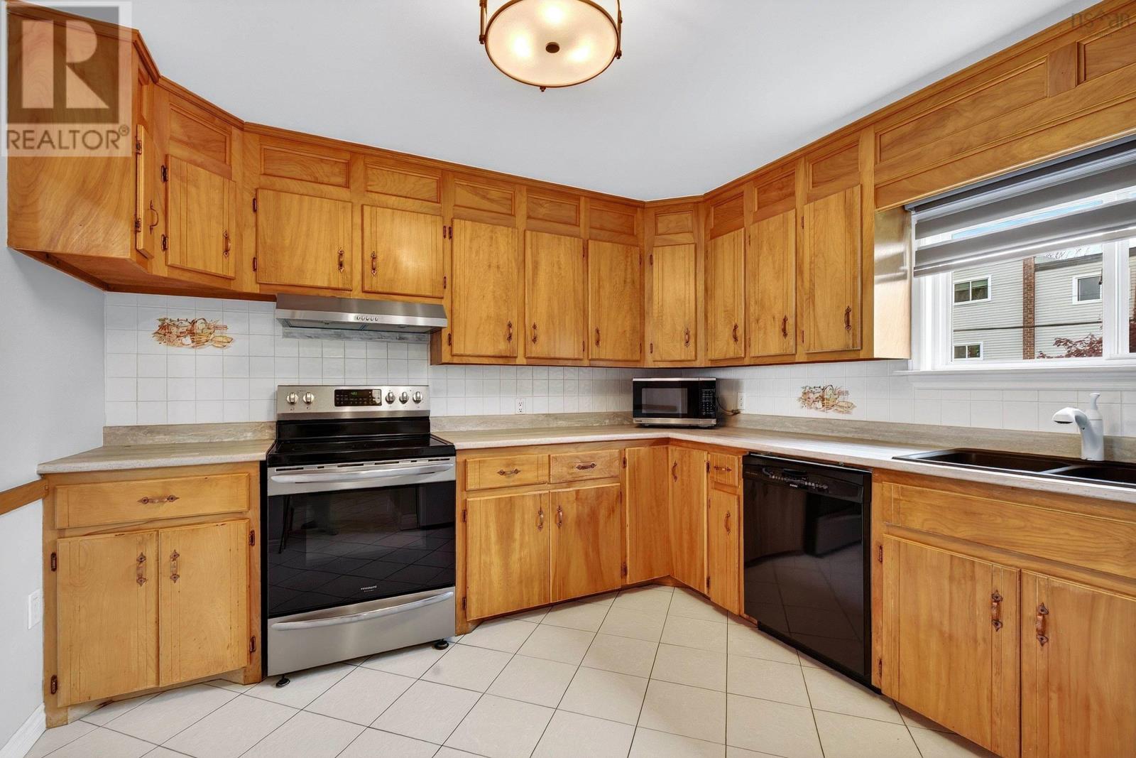 5568 Carriageway Crescent, North End, Nova Scotia  B3K 5K4 - Photo 16 - 202612464