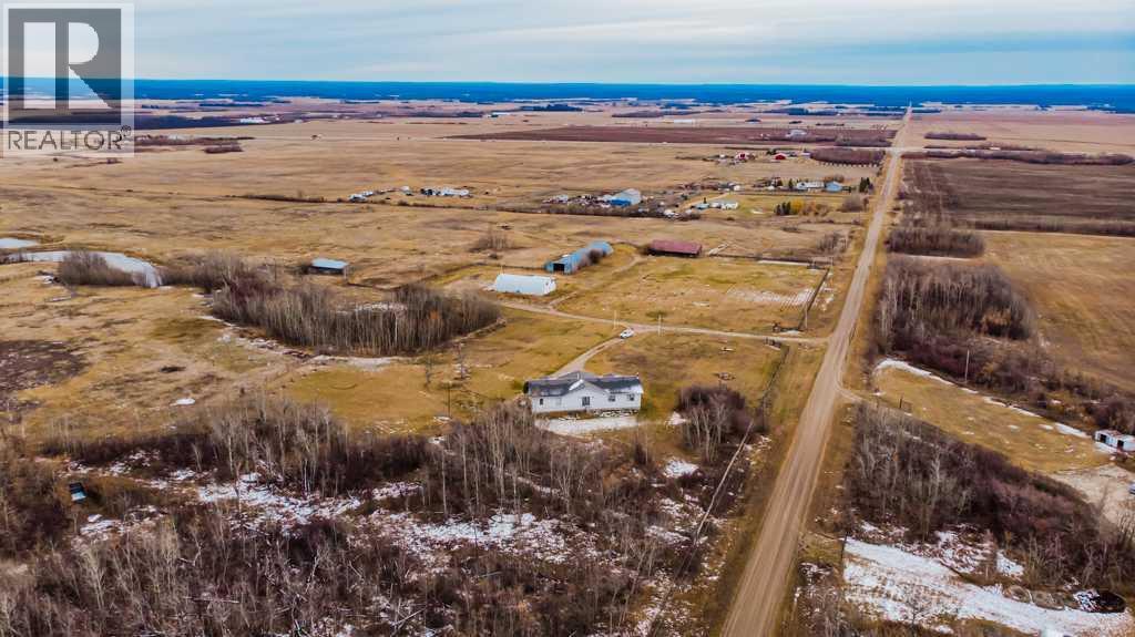 722055 Range Road 43, Rural Grande Prairie No. 1, Alberta  T8X 5B2 - Photo 1 - A2266553