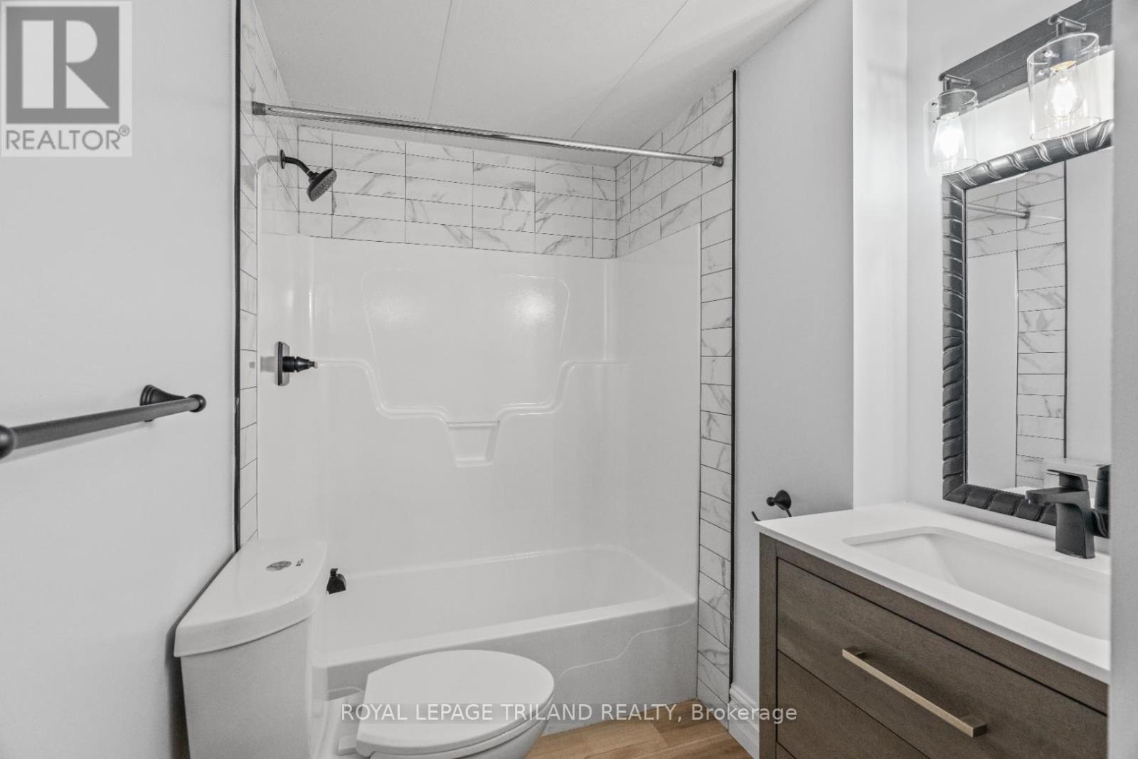 204 - 330 Clarence Street, London East, Ontario  N6A 6H6 - Photo 5 - X13208632