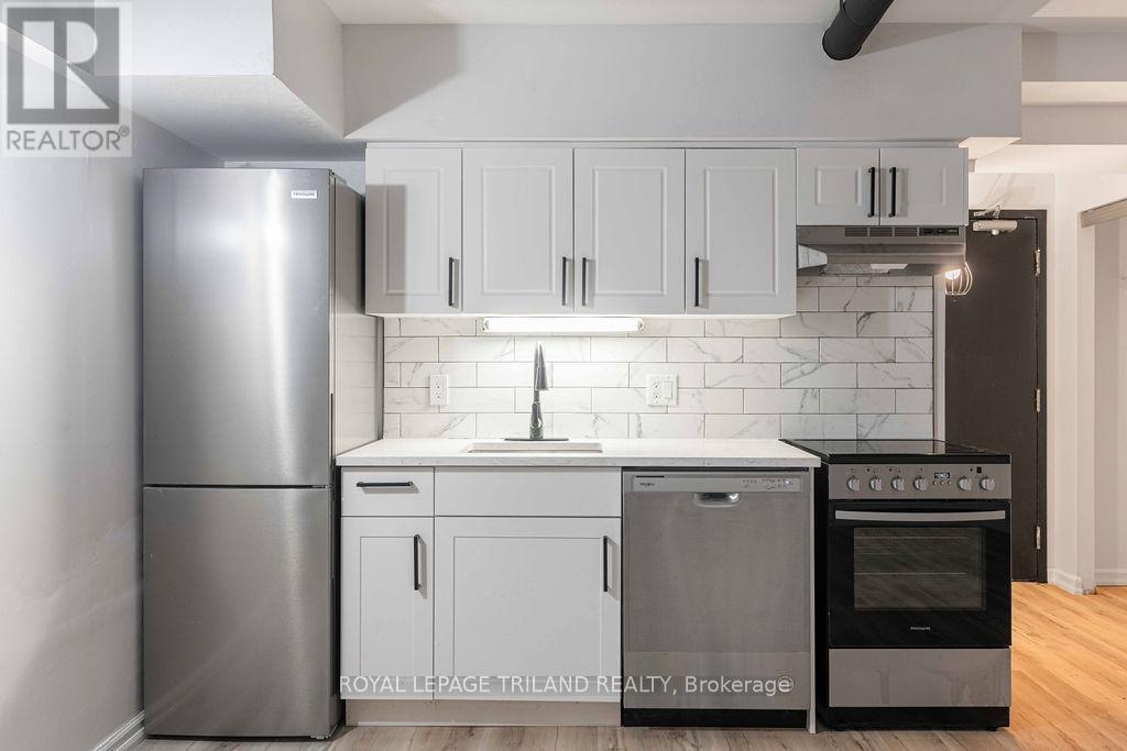 B2 - 330 Clarence Street, London East, Ontario  N6A 6H6 - Photo 3 - X13208644