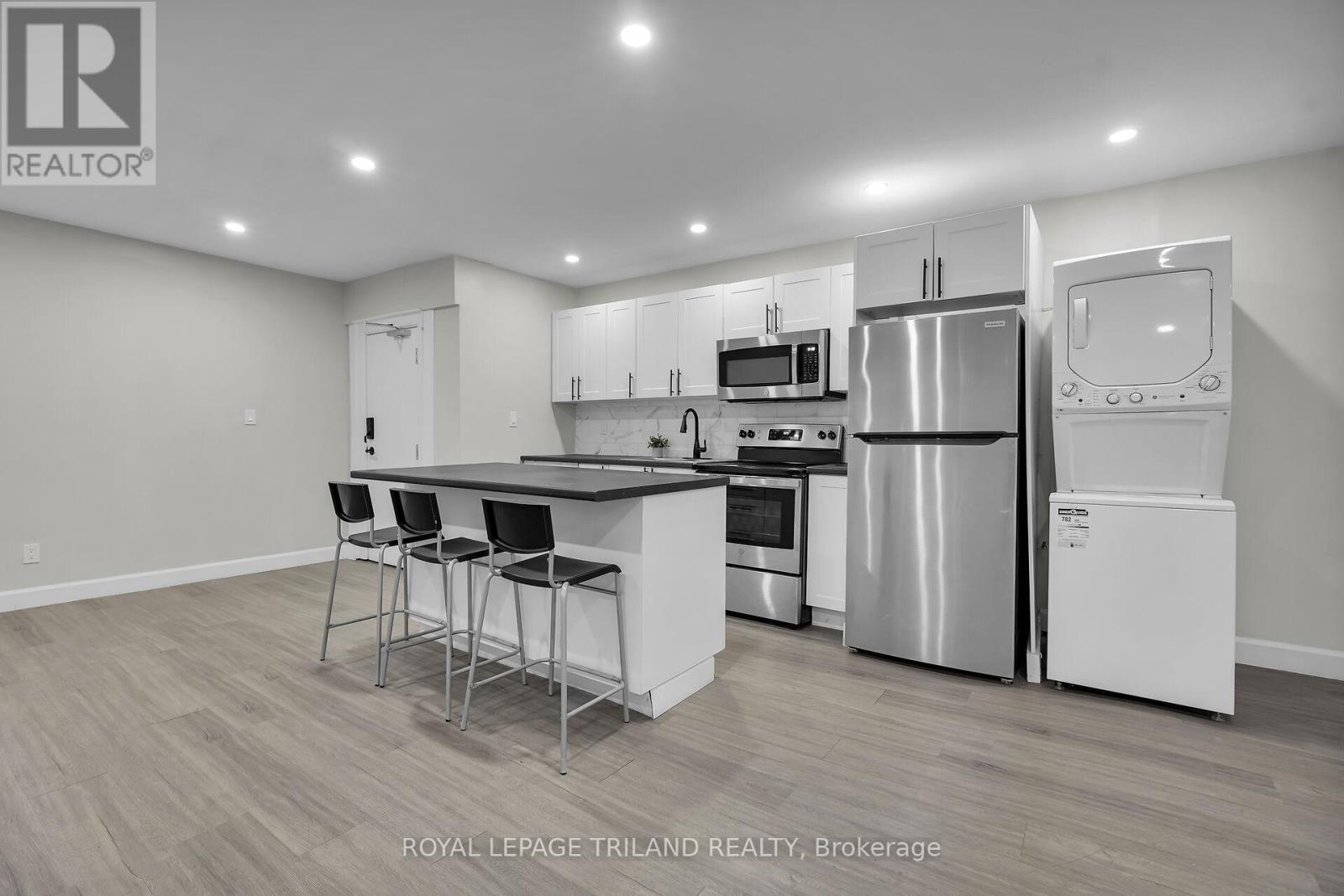 1 - 425 Mckenzie Avenue, London South, Ontario  N6C 1V5 - Photo 4 - X13208688
