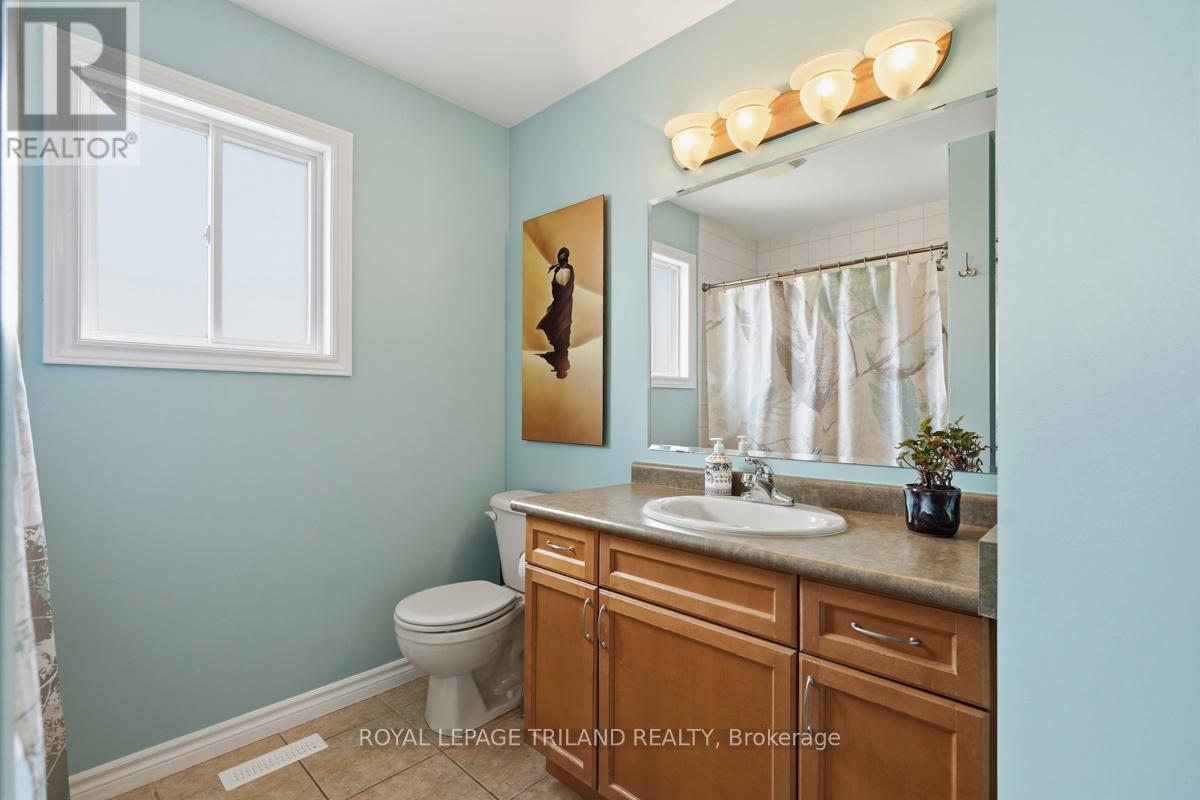 1108 Pleasantview Drive, London North, Ontario  N5X 4K3 - Photo 24 - X13208852