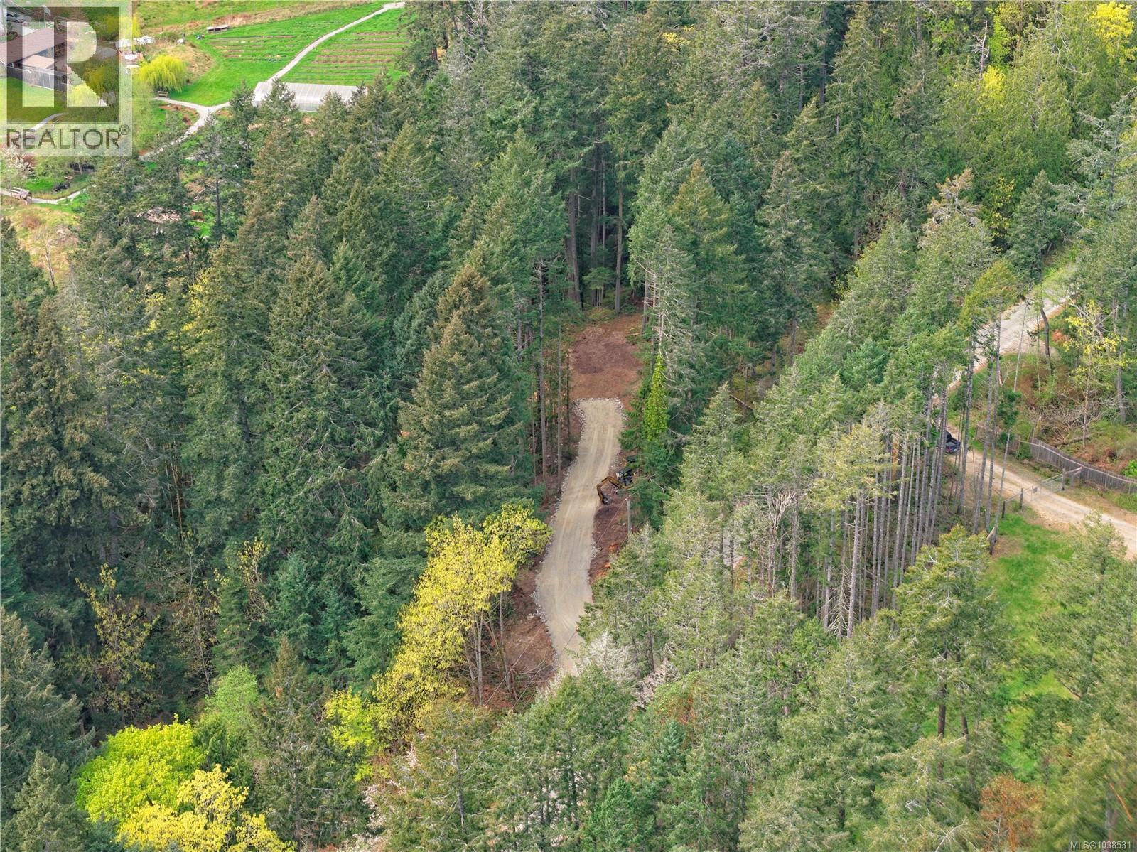 2 Churchill Rd, Salt Spring, British Columbia  V8K 2R3 - Photo 4 - 1038531