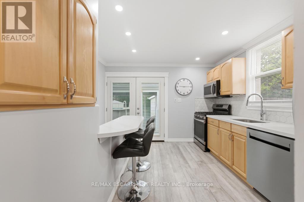 137 Cochrane Road, Hamilton, Ontario  L8K 3G3 - Photo 8 - X13208298