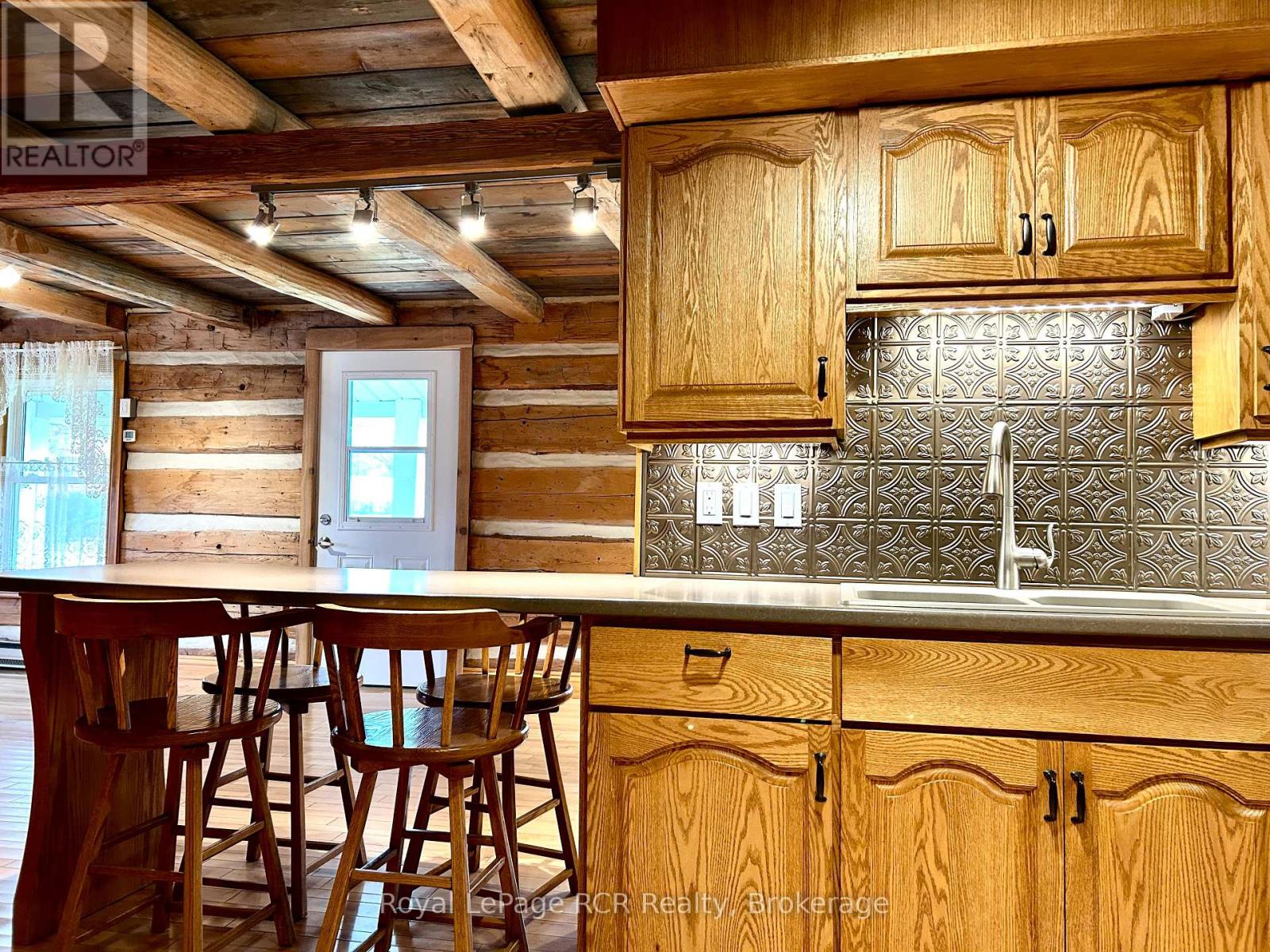 324097 The Glen Road, West Grey, Ontario  N0C 1K0 - Photo 16 - X13208582