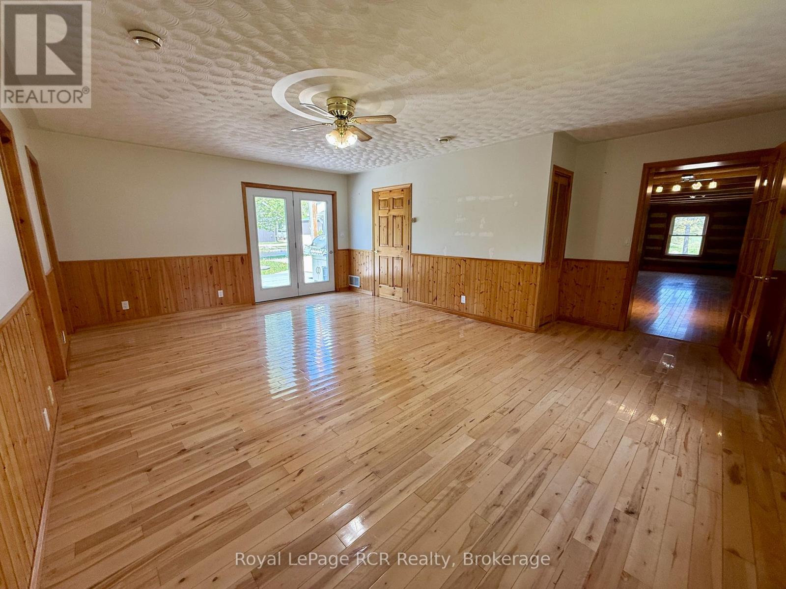 324097 The Glen Road, West Grey, Ontario  N0C 1K0 - Photo 22 - X13208582