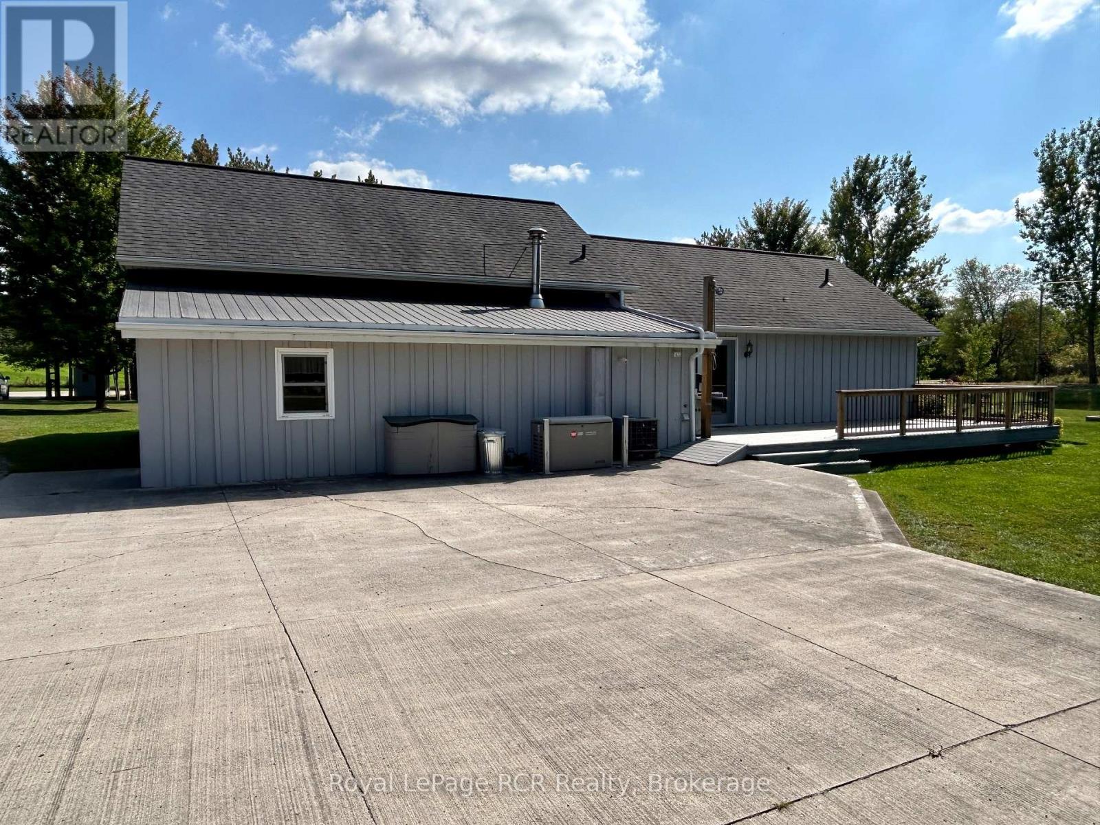 324097 The Glen Road, West Grey, Ontario  N0C 1K0 - Photo 6 - X13208582